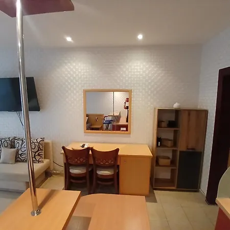 Miramar Apartman Napospart